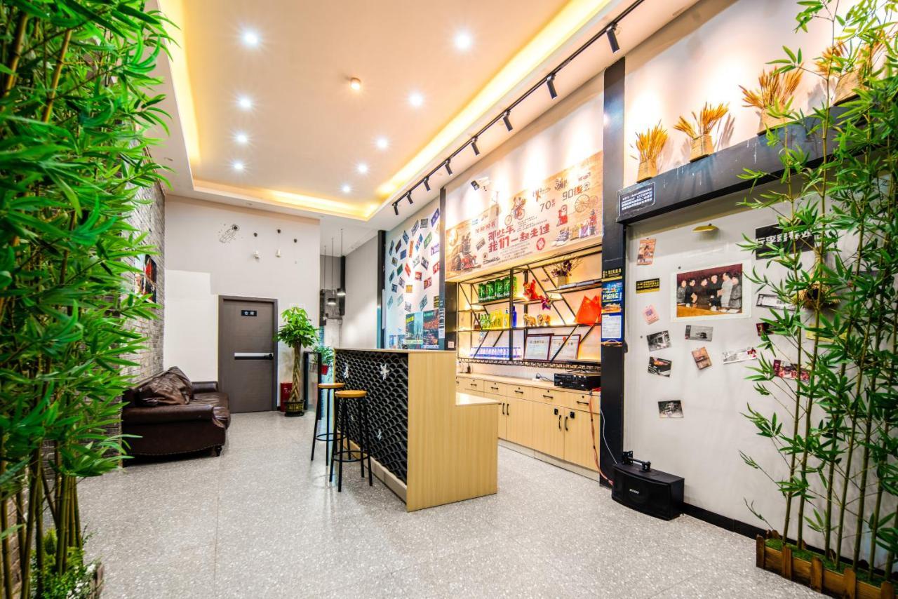 צ'ונגקינג Riverside International Youth Hostel阅江老院青年旅舍 מראה חיצוני תמונה